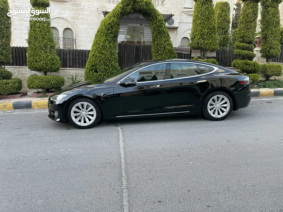 Tesla S 100D