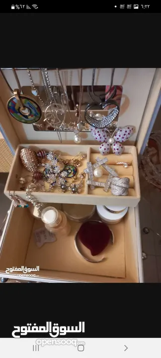 احذية زارا وشارلز اند كيت وغيره جديد ومستعمل