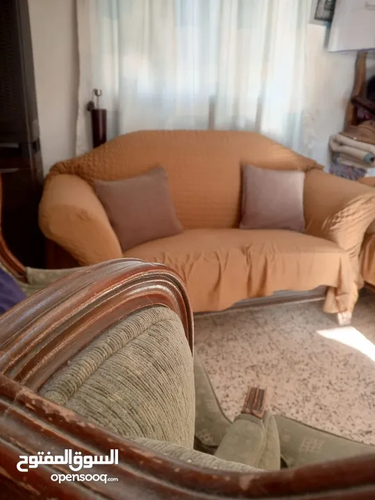 للبيع  بداعي السفر طقم كنب 7 مقاعد مع كفر