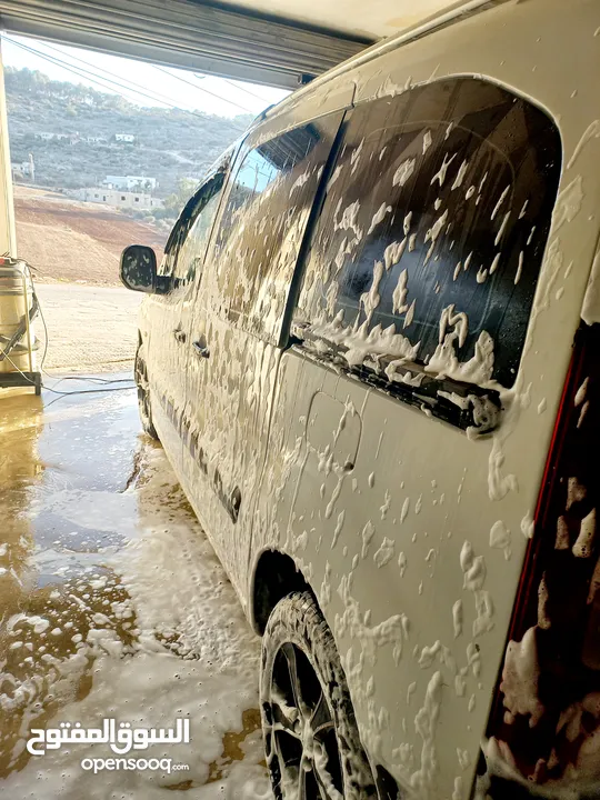 بيجو بارتنر 2010