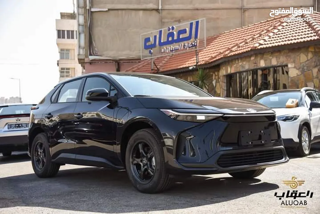 كفالة المركزية تويوتا BZ4X ناقل الحركة: CVT موديل 2023