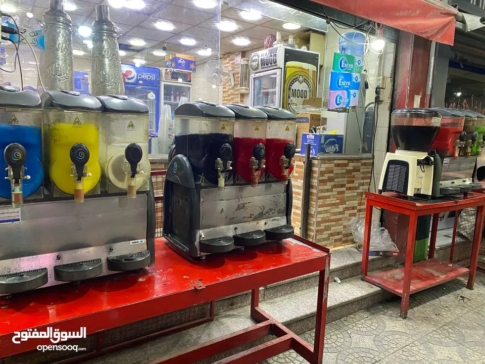 محل كفتيريا + رخصة قهوة سائلة للبيع