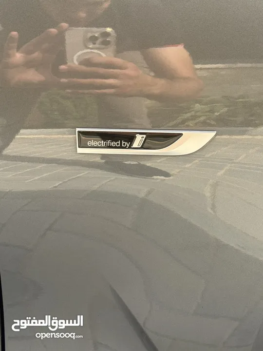 ترخيص 2022 BMW  330e  محرك 2000 هايبرد plug in/يقطع على الشحنه 50 كيلو متر  297 حصان