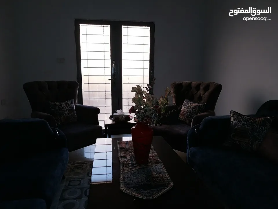كنب بحال الوكالة