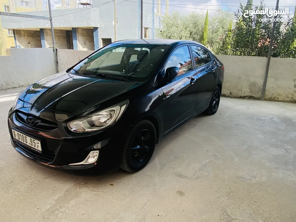 هونداي اكسنت 2011