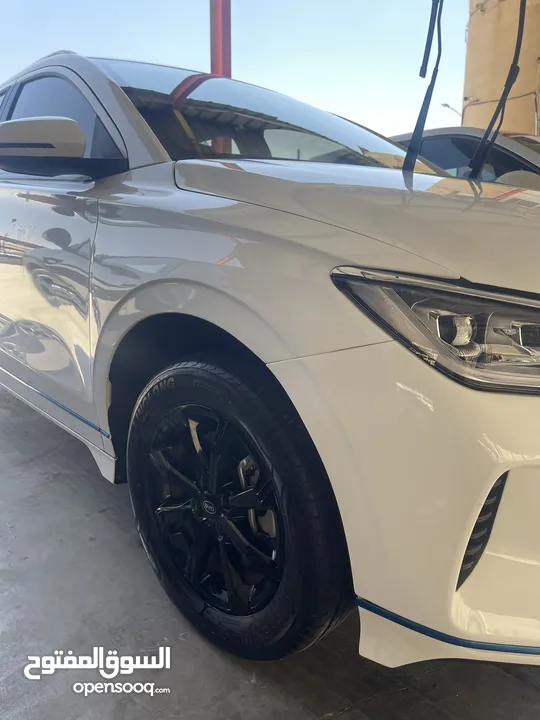 E2 2021  لكجري اعلى صنف بطاريه  فحص 95٪؜  ممشى فعلي بطاريه كبيره 405 كيلو  كرت ابيض