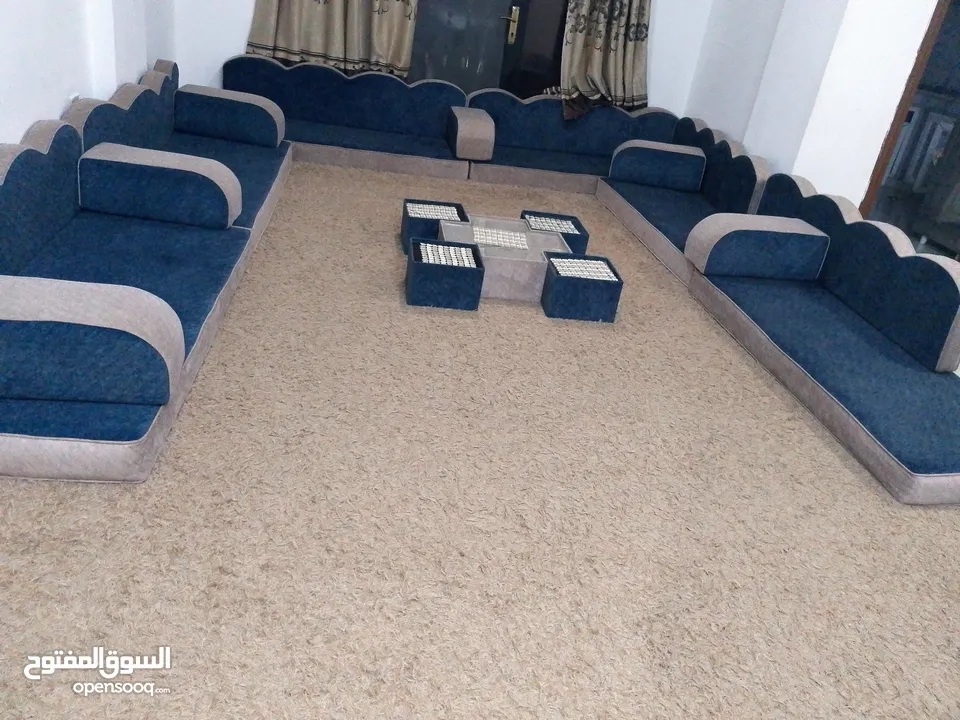 جلسة عربية شبه وكاله للبيع بداعي السفر الجلسة تفصيل يد كلفت 300دينار بدي ابيعها 180دينار وجبار الله