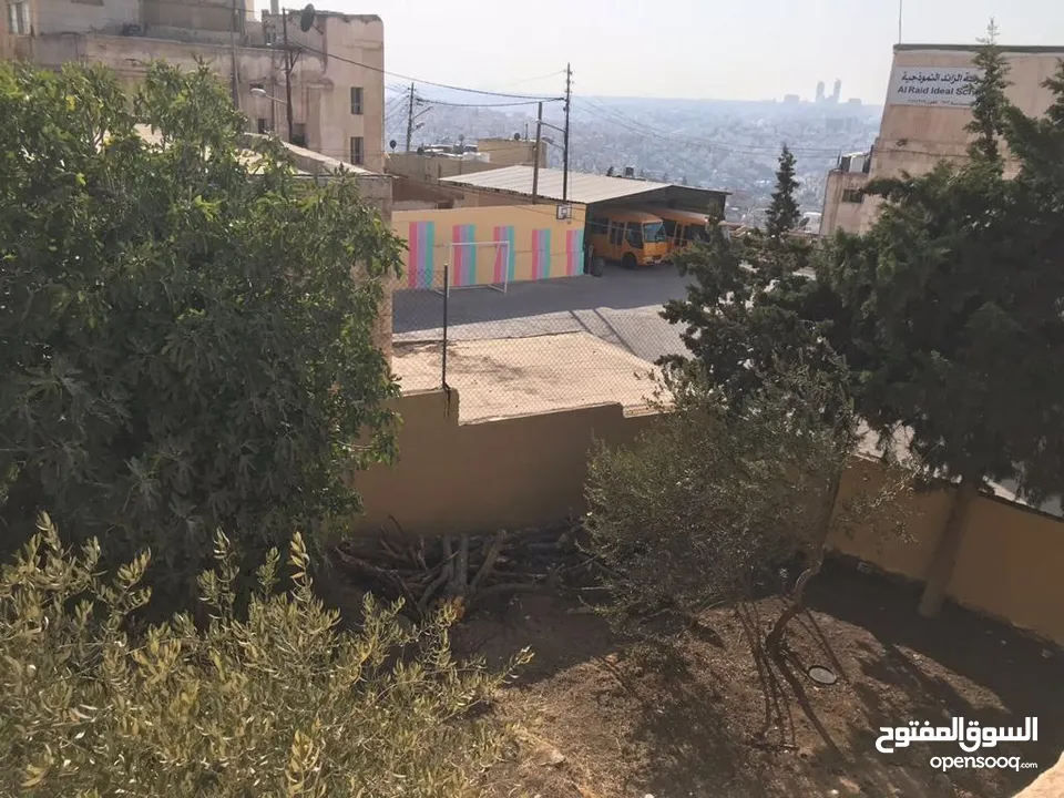 فرصة للاستثمار او السكن! بيت للبيع في الأشرفية – بجانب مستشفى البشير!