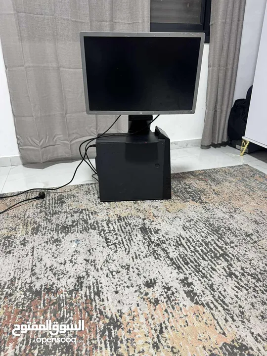جهاز كمبيوتر Lenovo ThinkCentre + شاشة 144Hz – جاهز للألعاب والعمل!  .........................