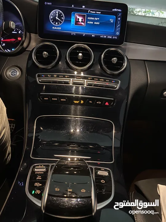 مرسيدس  2019c200 بحالة ممتازة للبيع  AMG kit