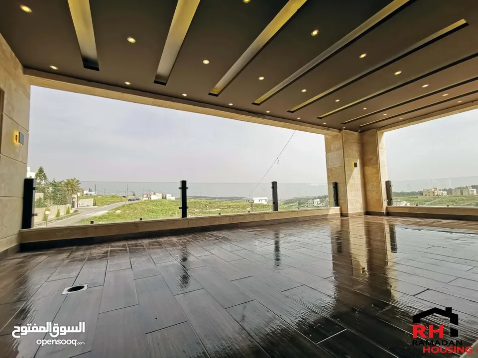 شقة واسعة فاخرة للبيع خلف المدارس العالمية