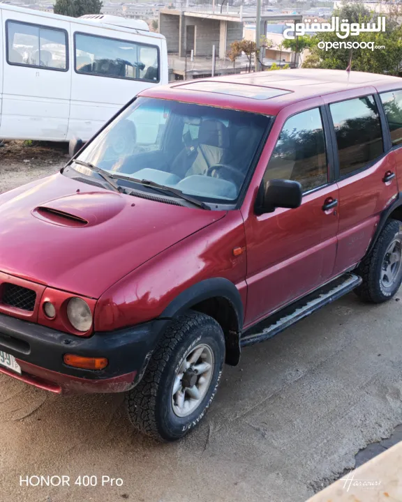 نيسان تيرانو2 للبيع