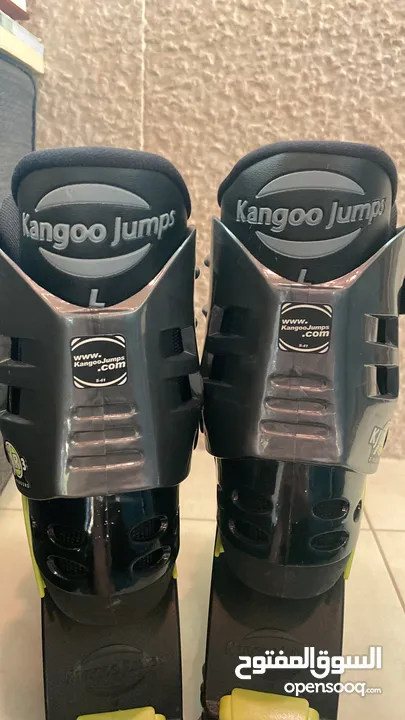 للبيع جديد قياس41 Kango jamps shose