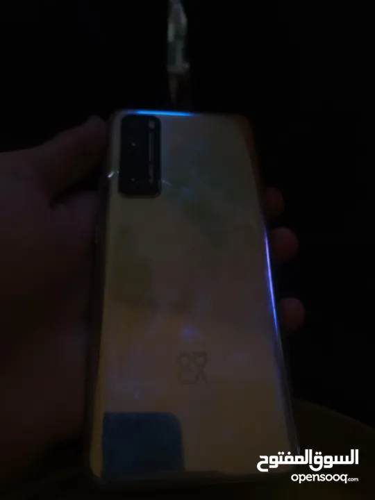 هواوي نوفا 7 5g للبدل على تلفون قوي و بنف المواصفات الي عنده يراسل خاص لا ترن يفضل يكون الجهاز اكثر