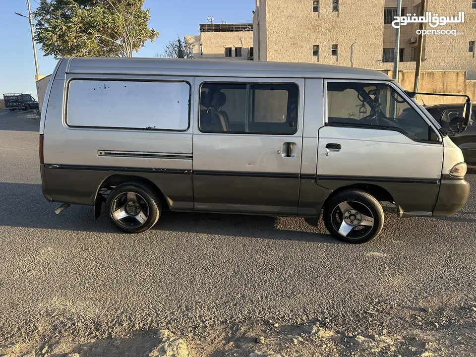 باص h100 نضيف استعمال بيت للبيع