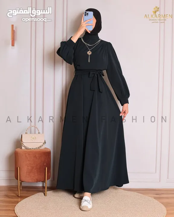 ملابس نسائية ، عبايات ، فساتين