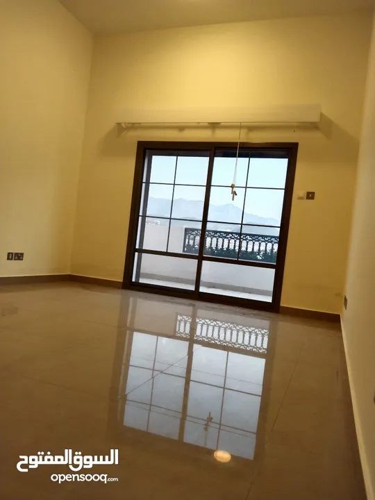 3Me3-Luxurious 5BHK Villa for rent in Madinat S.Qabous near British School