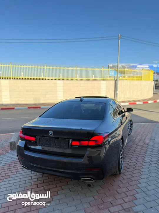 BMW 530e M