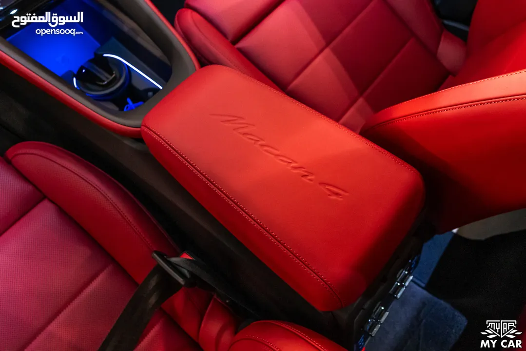 2025 Porsche Macan 4 Electric