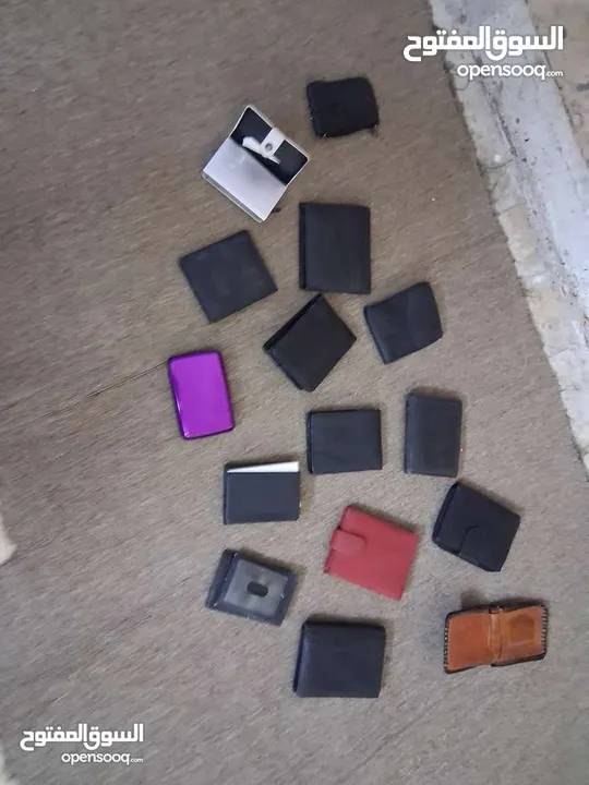 بحالة الجديد بالحبه او الفرزه بالكامل محافظ رجالي