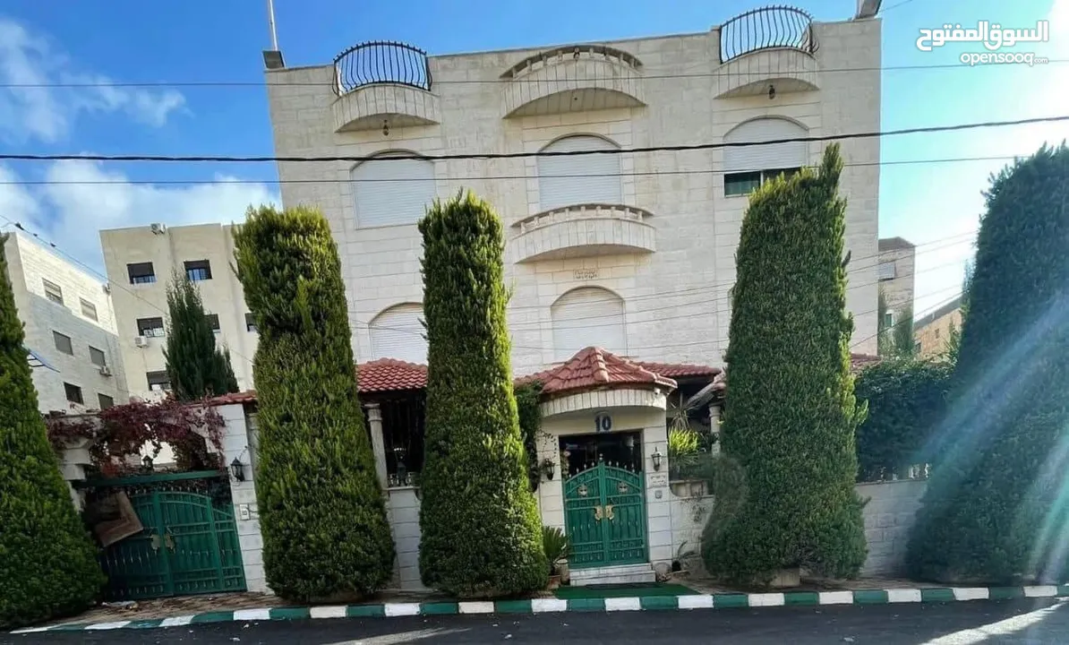 عماره للبيع من المالك مباشره مساحه الارض 600 مشاحه البناء 300
