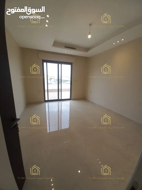 روف جديد لم يسكن مع ترسات بإطلالــــه بانوراما