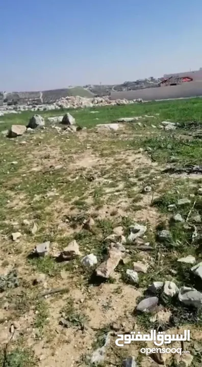 قطعة ارض ذو اطلالة مميزة للبيع بسعر مغري من المالك مباشرة
