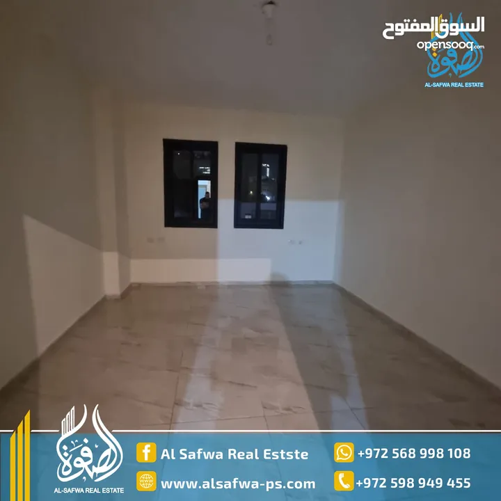 شقه مميزة للسكن غير مفروشه في ام الشرايط موقع مميز قرب مدرسة الإنجليزية دفع شهري