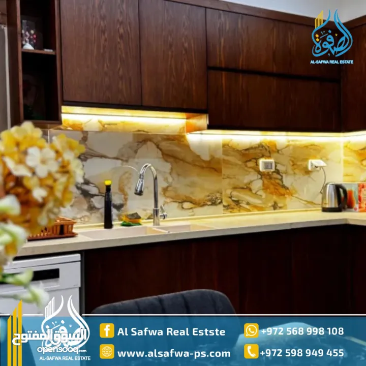 روف مميز جدا للايجار وسط البلد مساحه كبيره مناسبه لراحتك وراحه عائلتك