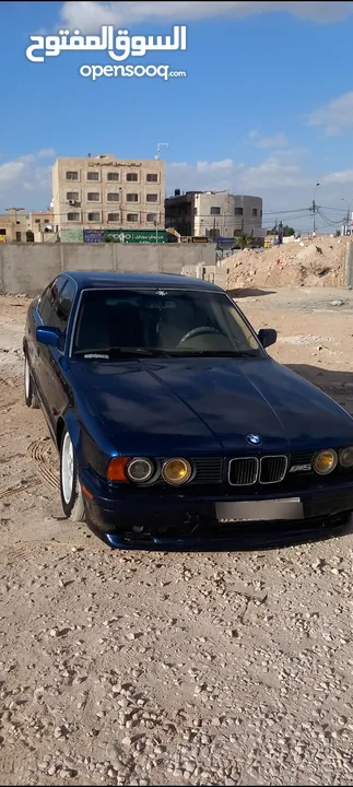 bmw 520i  بي ام دبليو 520i