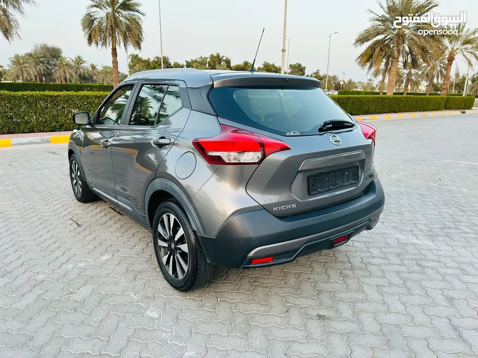 Nissan kicks model 2017 gulf very clean