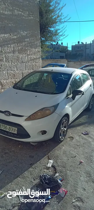 2012 فورد فيستا جير عادي