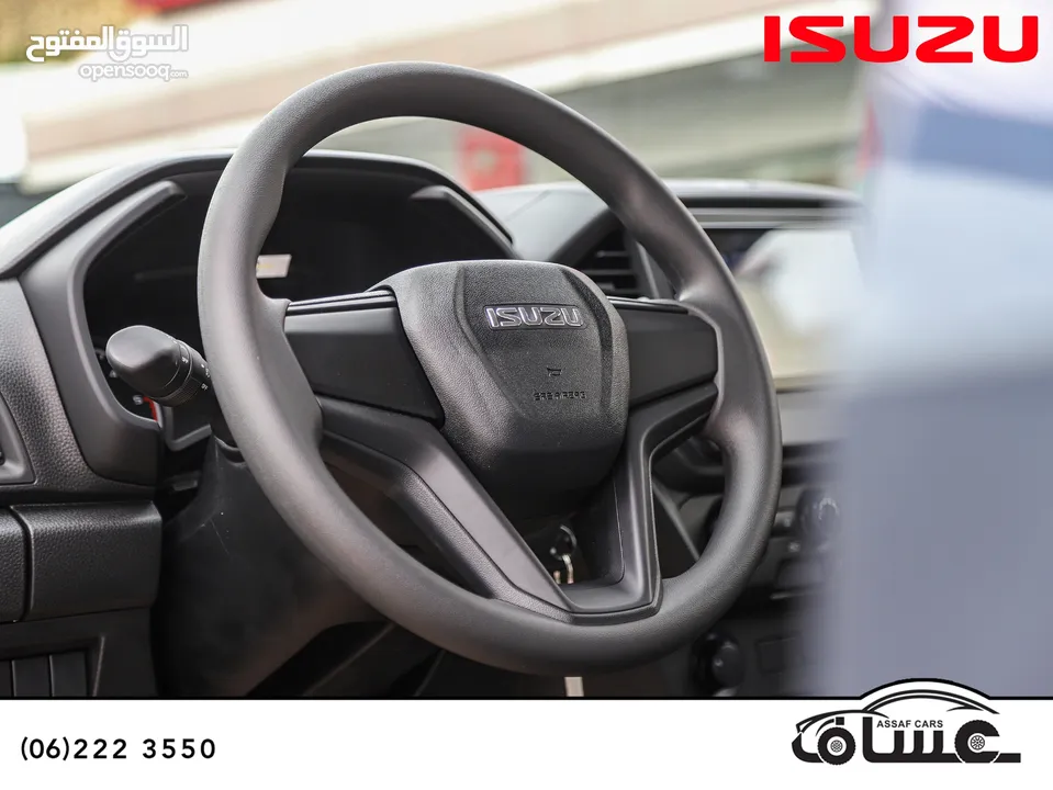 Isuzu D-Max 2024 ( جير عادي)