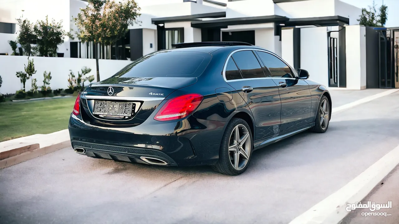 AED 945 PM AVAILABE  Mercedes C300 AMG 2018  NO LOW BALLERS  NO ACCIDENT HISTORY