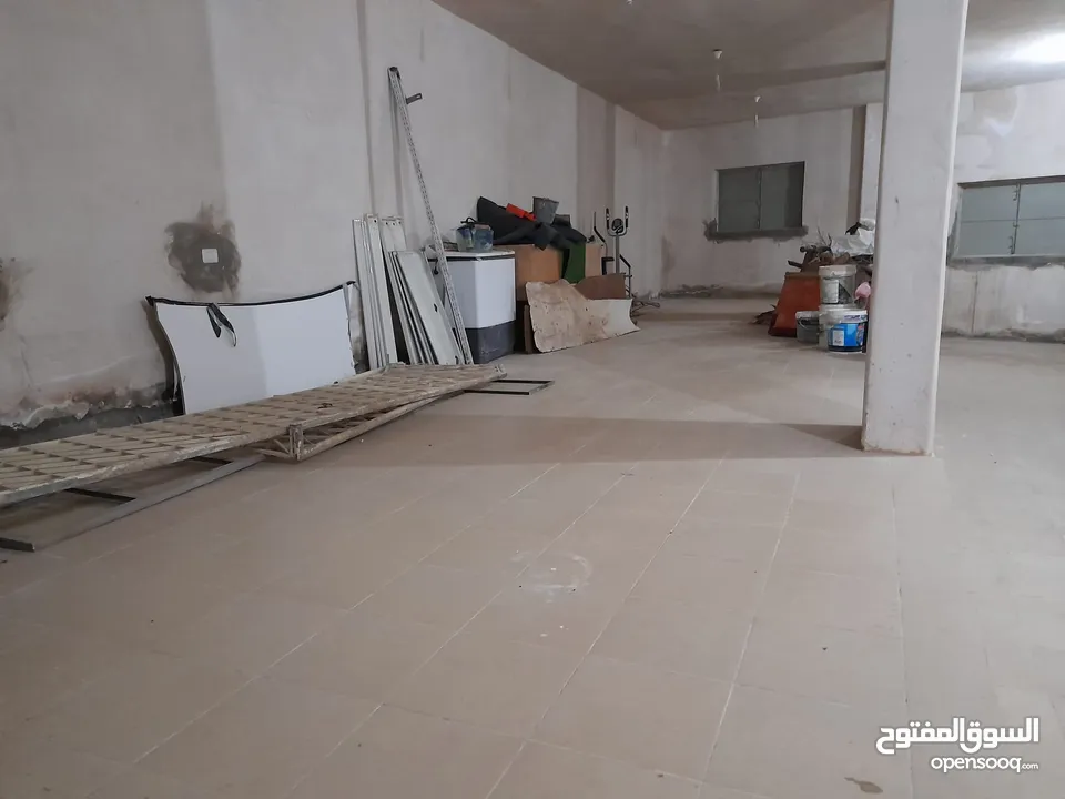 محلات عدد 2 للايجار غو البيع مخازن
