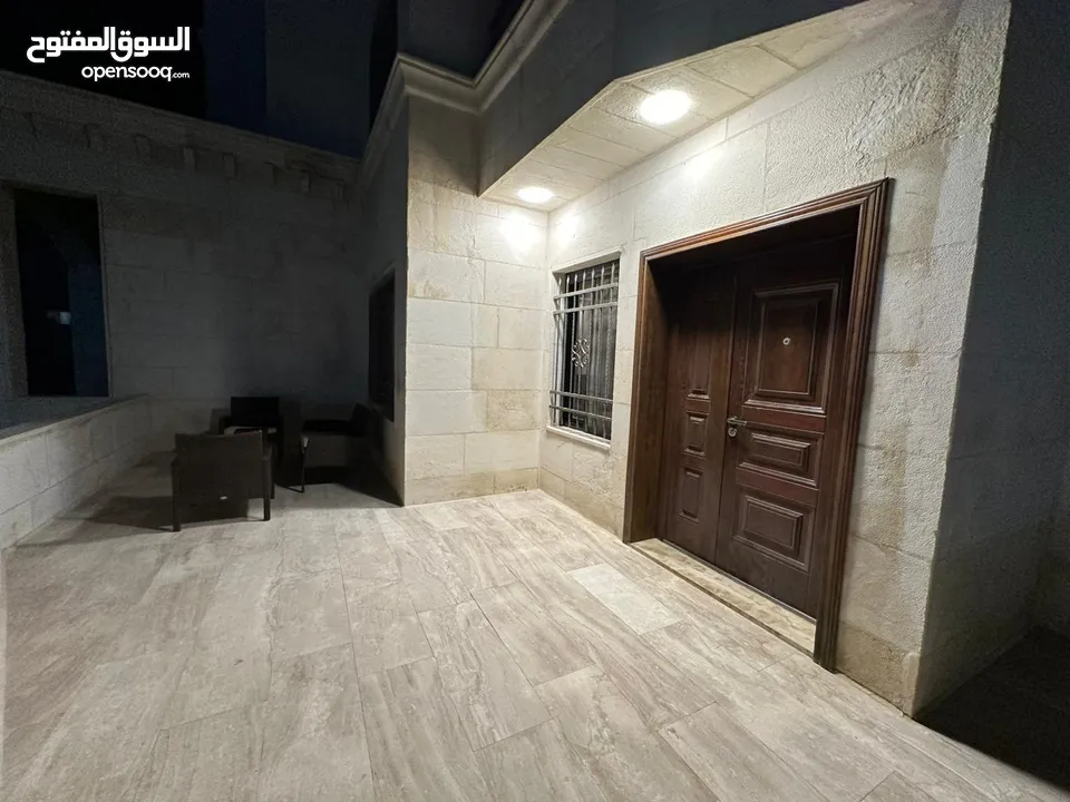 شقه مفروشة بالكامل