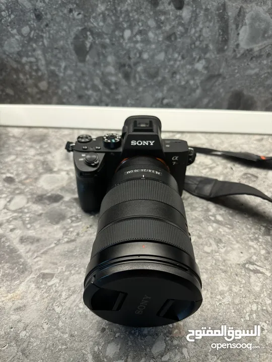 SONY A7R3 with. Lens FE2.8 24-70mm