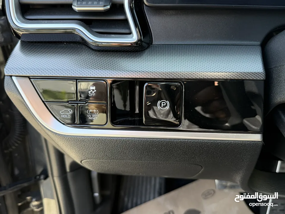 كيا سبورتاج GT Line ترخيص 2022 محرك 1600 هايبرد  جير أوتوماتيك 240 حصان