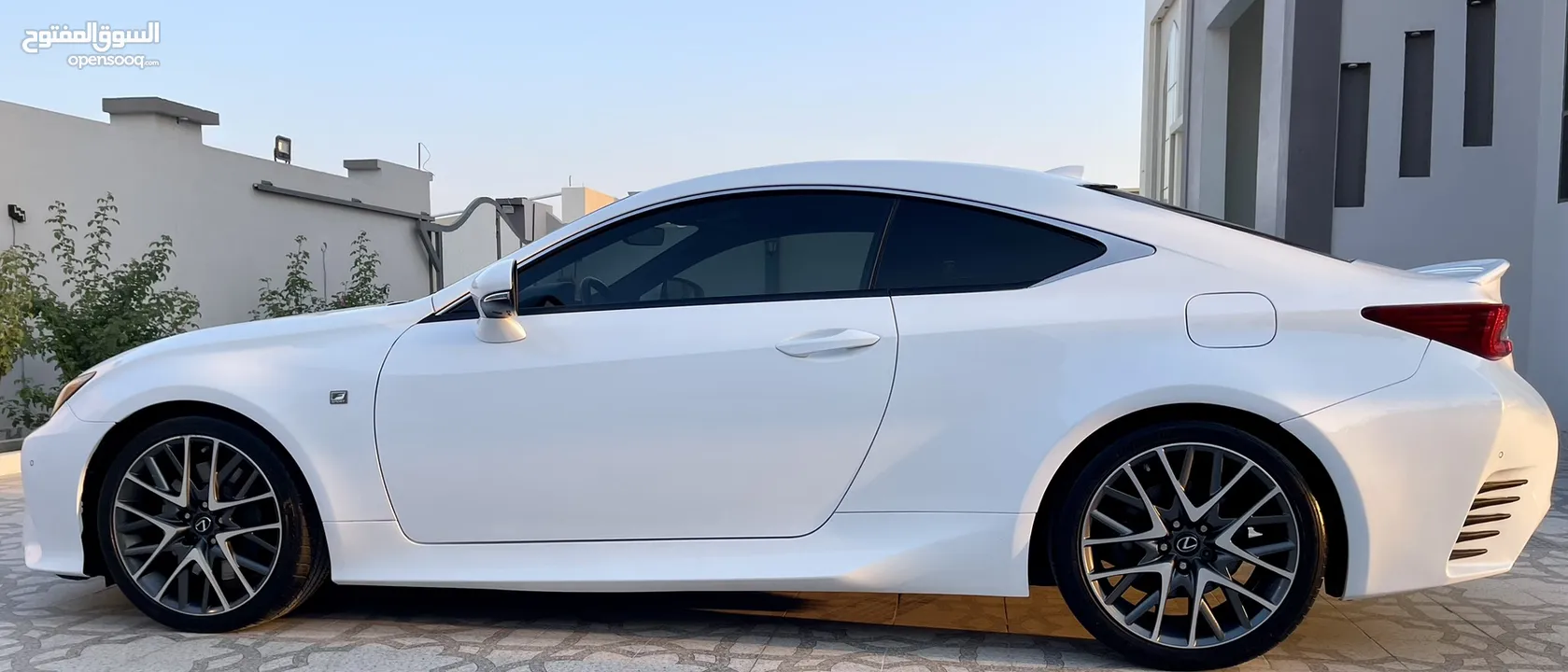 لكزس RC 350 F sport