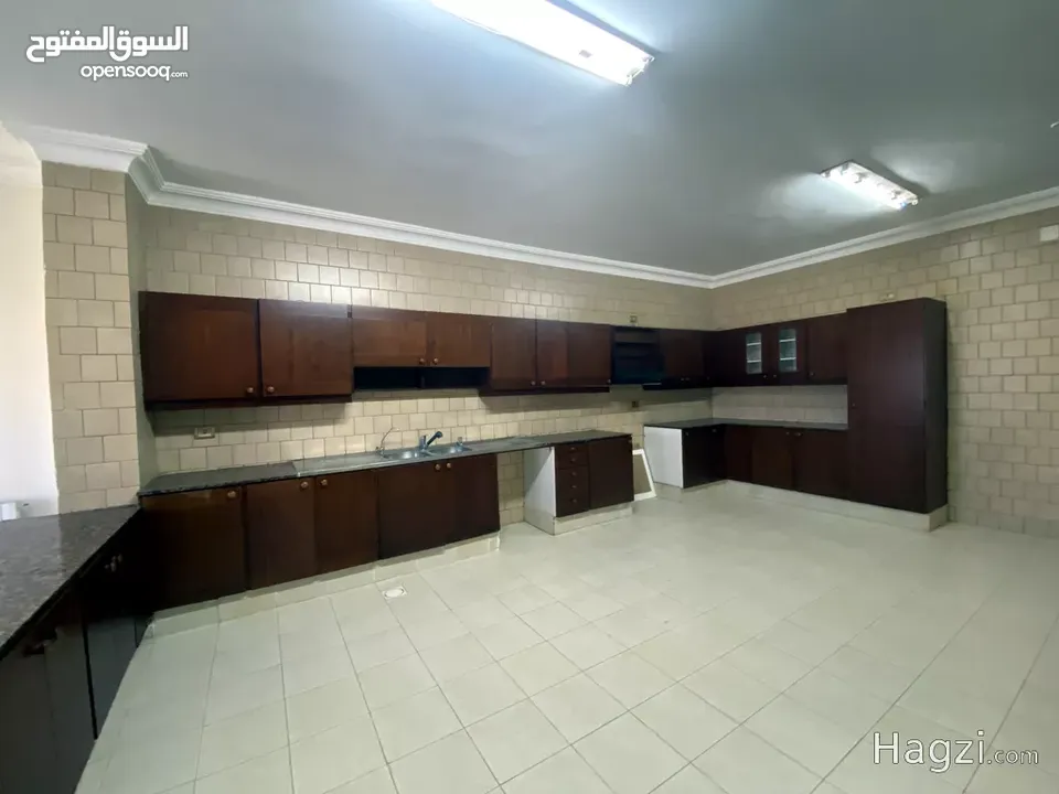 شقة غير مفروشة للإيجار 380م2 ( Property 13593 ) سنوي فقط