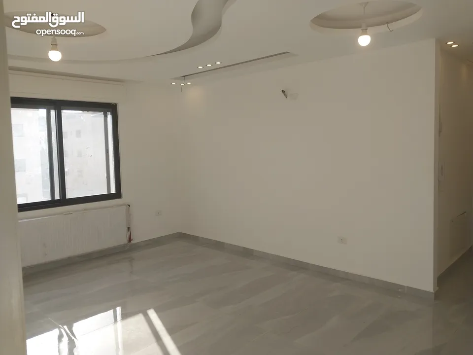 شقه جديده فخمه للايجار