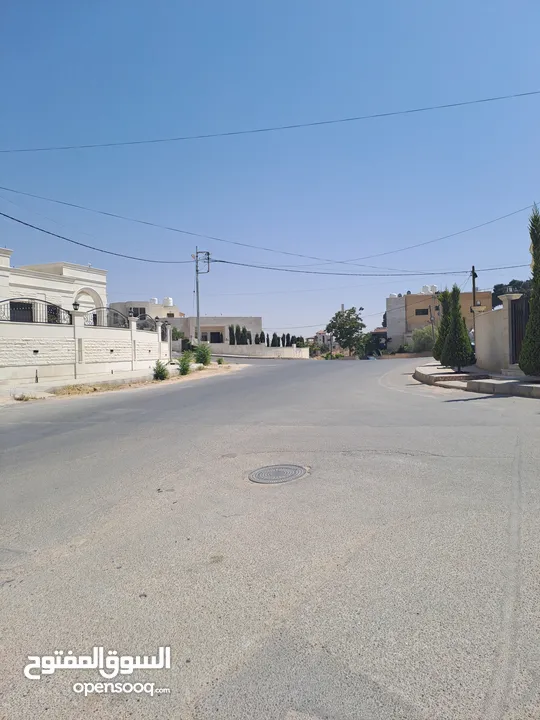 ارض 500م حوض وادي الطي مستويه مقابل مدارس بيت المقدس