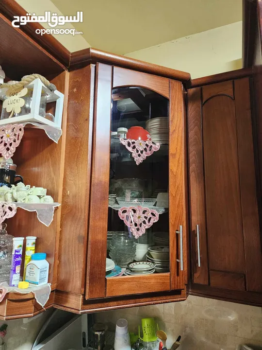 مطبخ شبه جديد مستعمل للبيع