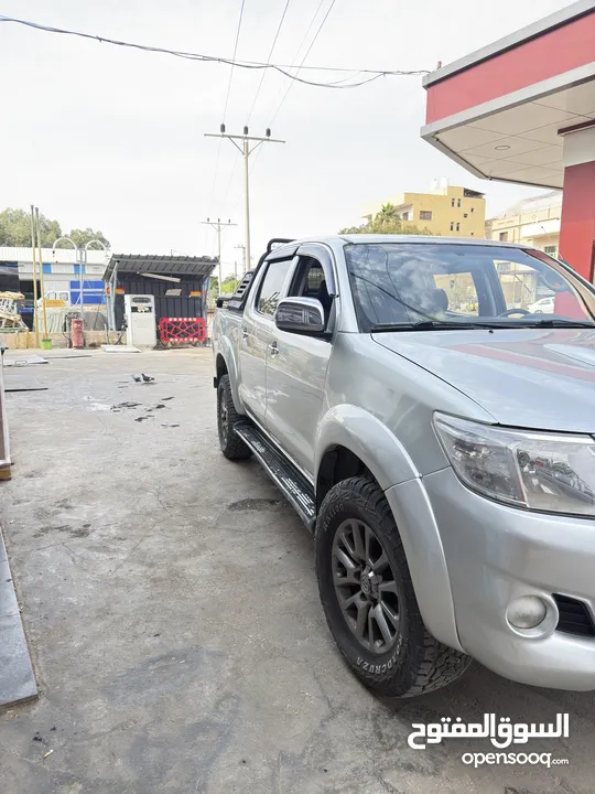 تويوتا هايلوكس 2008