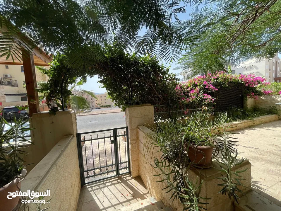 شقة طابق ارضي