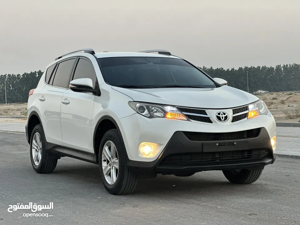 Toyota RAV4 4wd gcc راف 4 خليجي مالك اول