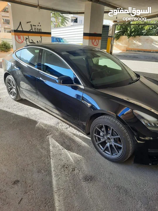 Tesla model 3 standard plus 2019