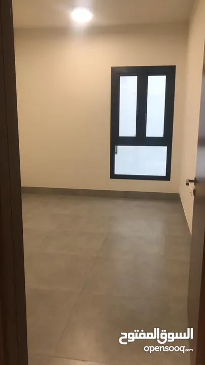 شقة للإيجار في مبنى مناظر الحيل (التفاصيل الشاملة في الوصف) - Flat for rent in Alhail Views