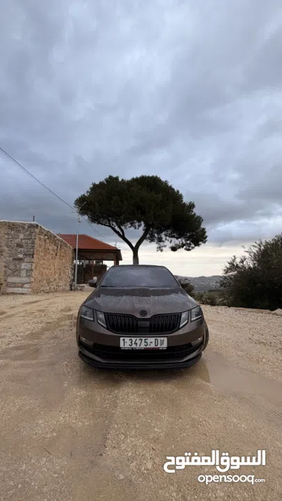 سكودا اكتافيا 2018
