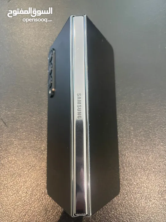 Samsung Galaxy fold 4 Black 256 Like new condition